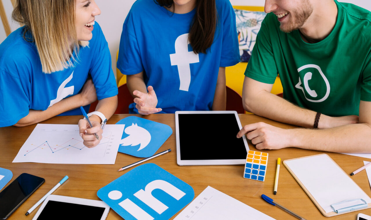 LinkedIn Ads vs. Organic Content